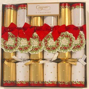 Caspari Holly and Berry Wreath Celebration Crackers - 6 Per Box